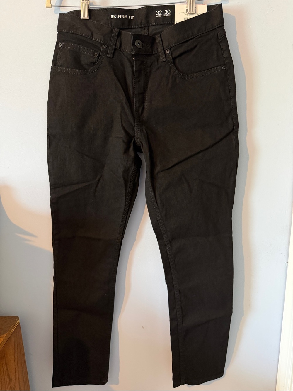 INC International Concepts Men's Black Skinny Jeans